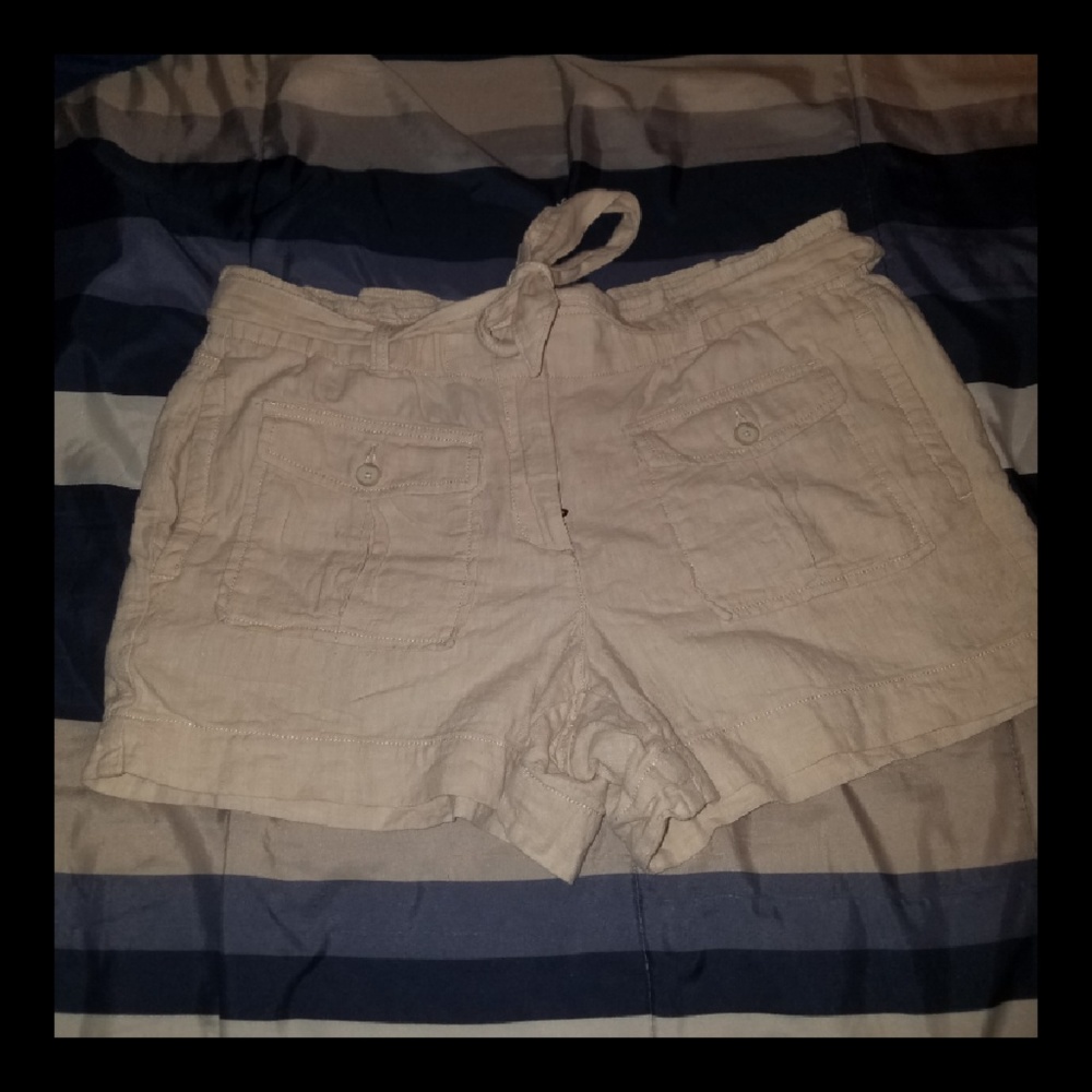 Loft linen shorts